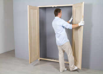 Comment remplacer des portes de placard ?