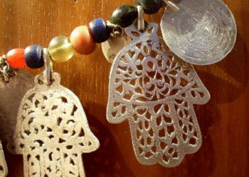 Comment rendre un bijoux Porte-bonheur ?