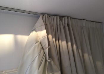 Comment rendre un rideau plus blanc ?