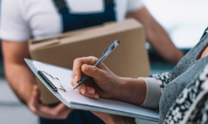 Comment reprogrammer une livraison Colissimo ?