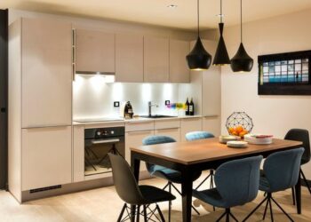 Comment réunir cuisine et salle à manger ?