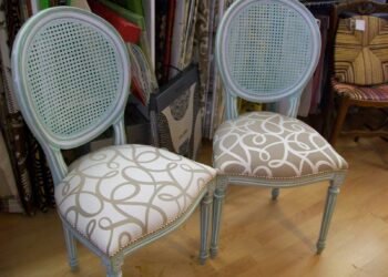 Comment sangler le dossier d'un fauteuil ?