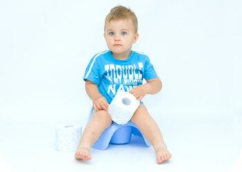 Comment savoir si bébé est prêt à changer de lit ?