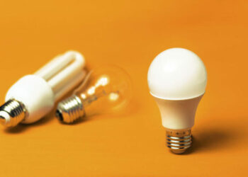 Comment savoir si une ampoule est compatible variateur ?