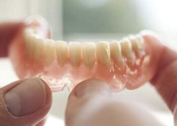 Comment se forme le verre naturellement ?