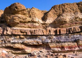 Comment se forment les roches sédimentaires ?