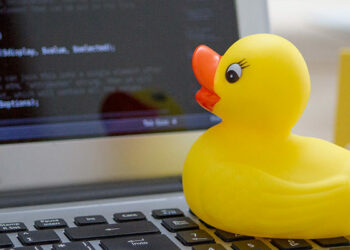 Comment se servir d'un canard en plastique ?