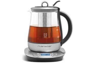 Comment se servir d'une théière électrique ?