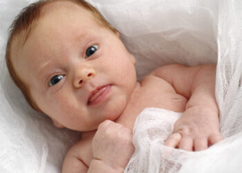 Comment s'occuper d'un bébé de 1 mois ?