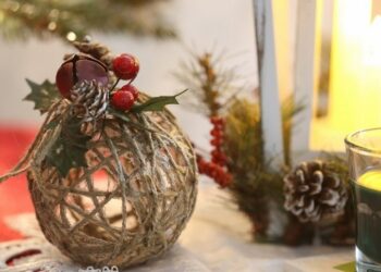 Comment sont faites les boules de Noël ?