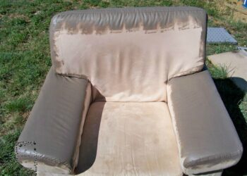 Comment teindre le tissu d'un canapé ?