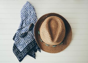 Comment tisser un chapeau de paille ?