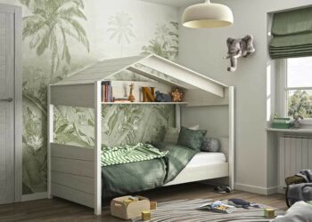Comment transformer un lit enfant en lit cabane ?