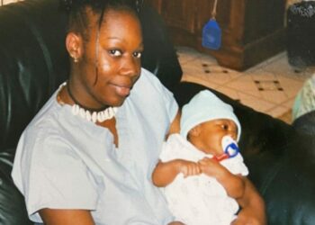 Est-ce que les bébés noirs naissent noirs ?