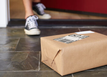 Est-ce que les colis Chronopost sont livrés par la poste ?