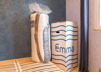 Est-ce qu'un matelas Emma se retourne ?