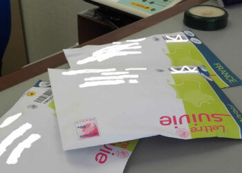 Où acheter timbre lettre suivie ?