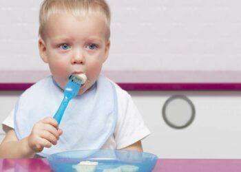 Où asseoir bébé 4 mois pour manger ?