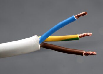 Ou brancher fil marron ?