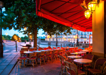 Où jeter le verre à Paris ?