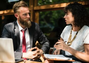 Où parler avec des gens ?