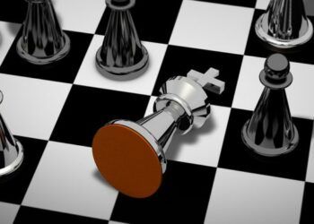 Pourquoi 2 reines aux échecs ?