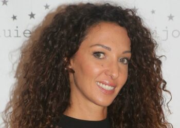 Pourquoi Emmanuelle Rivassoux n'est plus dans Maison à vendre ?