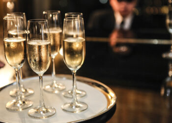 Pourquoi Forme coupe champagne ?