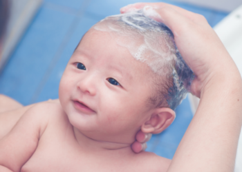 Pourquoi bébé fait du chapeau ?