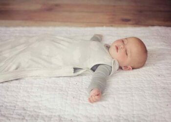 Pourquoi faire dormir bébé dans une gigoteuse ?