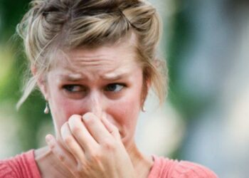 Pourquoi le cuir sent mauvais ?