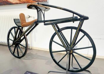 Pourquoi le premier vélo s'appelle une draisienne ?