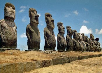 Pourquoi les statues de l'île de Pâques ?