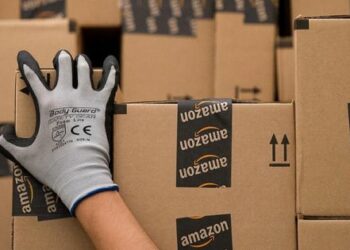 Pourquoi mon colis est en attente ?