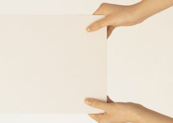 Pourquoi une feuille de papier A4 mesure exactement 21 cm par 29 7 cm ?