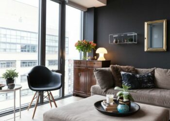 Quel bleu avec gris foncé ?