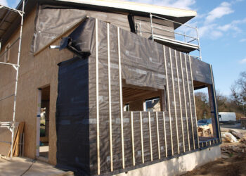 Quel bois résiste à la pluie ?