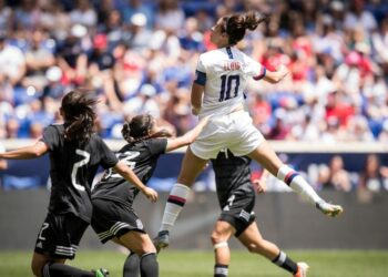 Quel est le féminin de bleu ?