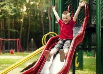 Quel jouet dans le parc ?