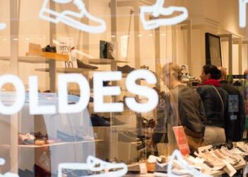 Quel magasin ouvert le 01 novembre ?