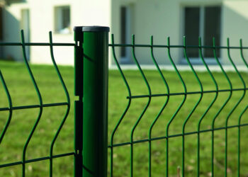 Quel outil pour couper grillage rigide ?