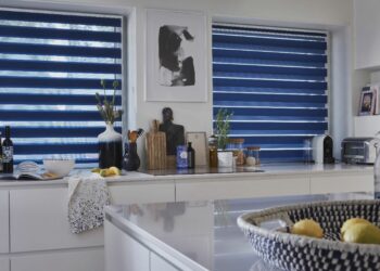 Quel rideau dans une cuisine moderne ?