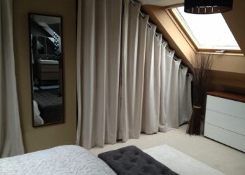 Quel rideau pour placard entrée ?