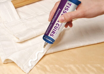 Quelle colle pour coller du tissu ?