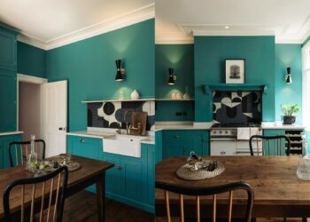 Quelle couleur avec un carrelage bleu ?