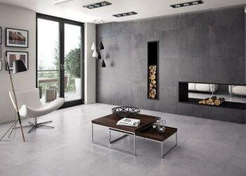 Quelle couleur avec un carrelage gris clair ?