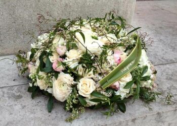 Quelle couleur de fleurs pour un enterrement ?