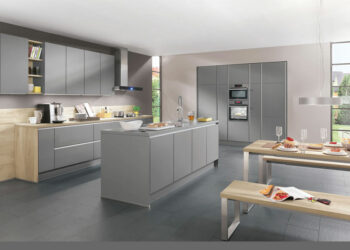 Quelle couleur de meuble avec un sol gris ?