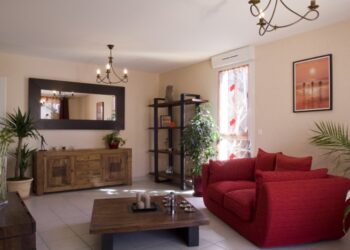 Quelle couleur de papier peint pour un salon ?