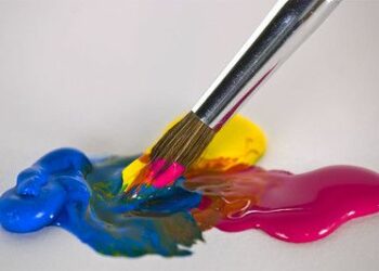 Quelle couleur ne prend pas de s au pluriel ?